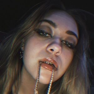 Meet your Posher, Nikki